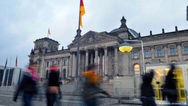 Ψυχραιμία στο Βερολίνο για τις εξελίξεις στην Ελλάδα